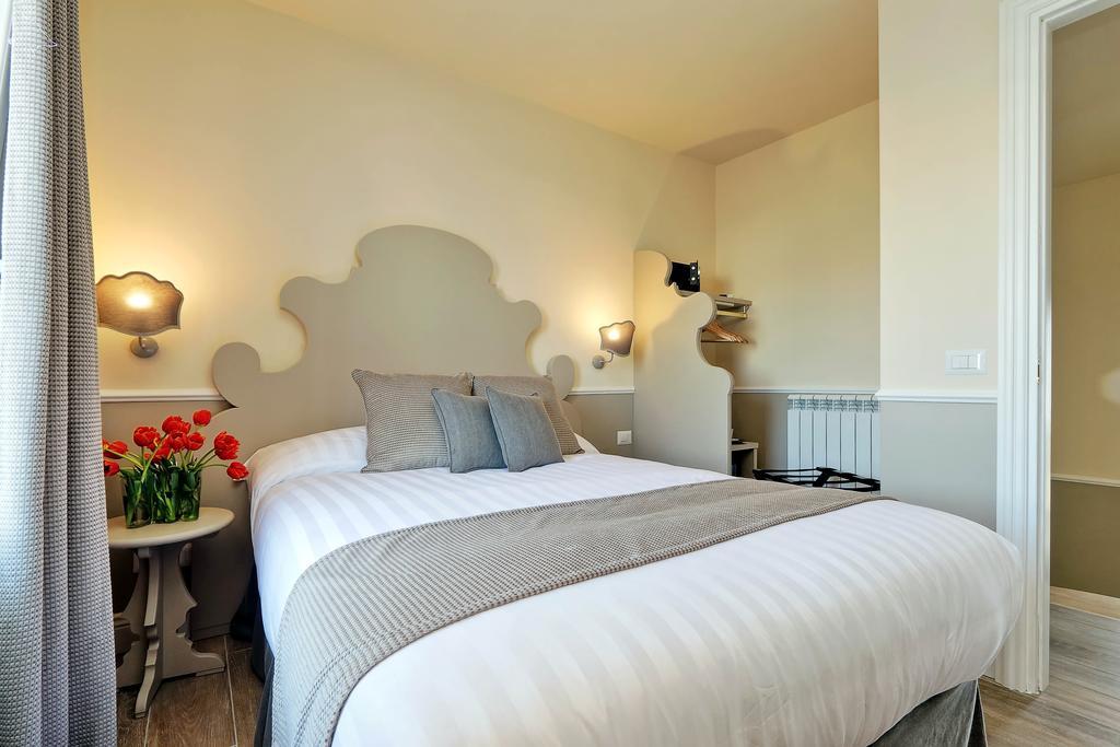 Colosseum Terrace Suite Рим Экстерьер фото